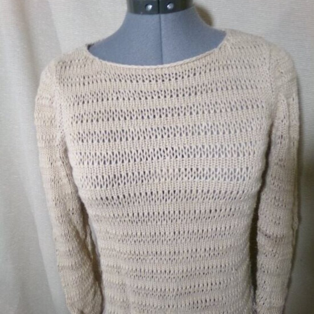NEW YORK & CO. Crochet Sweater top XS Toffe Boat neck 3/4 sleeve Open knit Sheer
